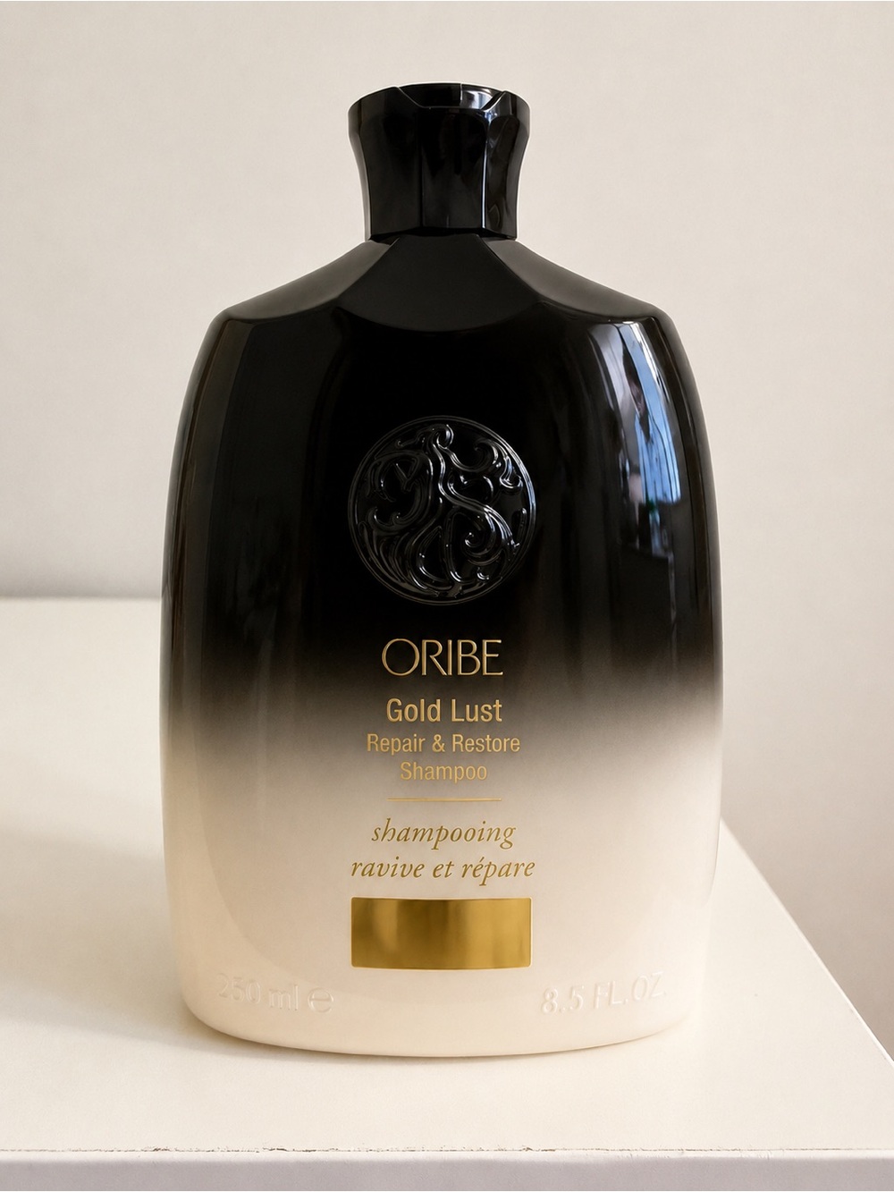 Oribe Gold Lust Repair & Restore Shampoo
